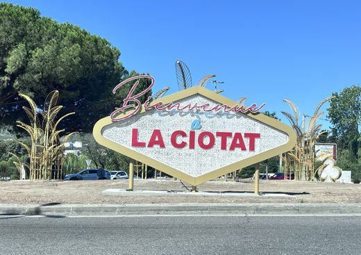 아파트 / La Ciotat, Bouches-du-Rhône