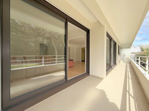 Apartment in Rueil-Malmaison, Hauts-de-Seine