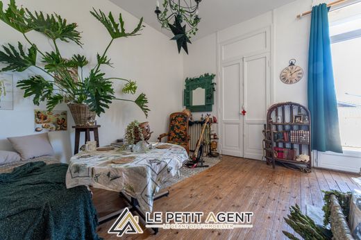 Luxury home in Le Bouscat, Gironde