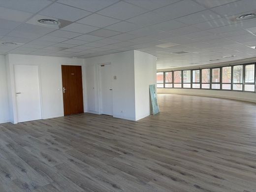 Office in Aix-en-Provence, Bouches-du-Rhône