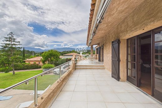 Luxury home in Porto-Vecchio, South Corsica