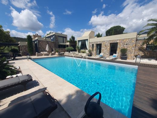 Villa in Le Plan-de-la-Tour, Var