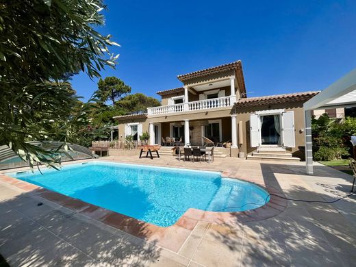 Villa in Saint-Aygulf, Var