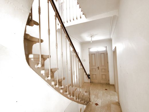 Saint-Laurent-d'Aigouze, Gardの高級住宅