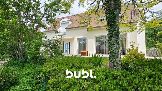 منزل ﻓﻲ Orgeval, Yvelines