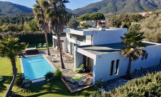 Villa in Le Plan-de-la-Tour, Var