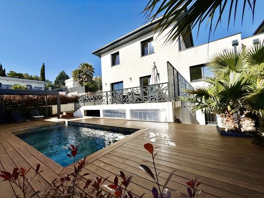 Luxury home in Grabels, Hérault