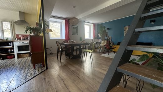 Luxe woning in Montvendre, Drôme