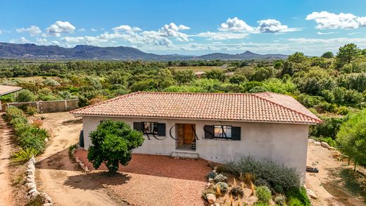 ﻓﻴﻼ ﻓﻲ Figari, South Corsica