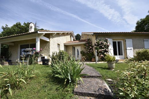 Villa - Bellegarde-Poussieu, Isère