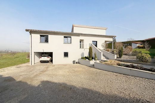 Luxus-Haus in Saint-Chamond, Loire