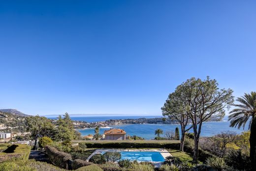 Apartment / Etagenwohnung in Villefranche-sur-Mer, Alpes-Maritimes