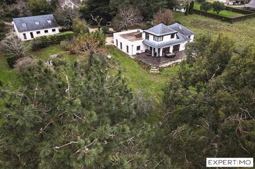 Luxury home in Baden, Morbihan