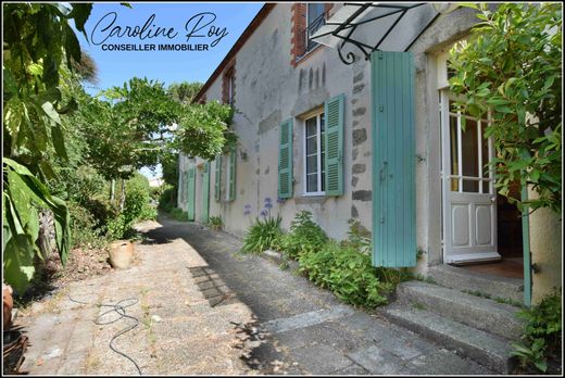 Luxury home in Cugand, Vendée