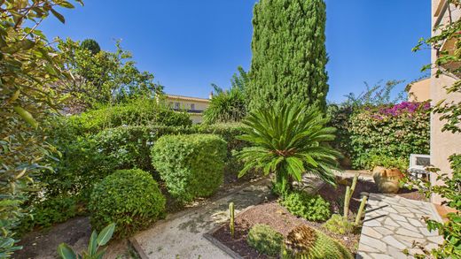 Daire Carqueiranne, Var