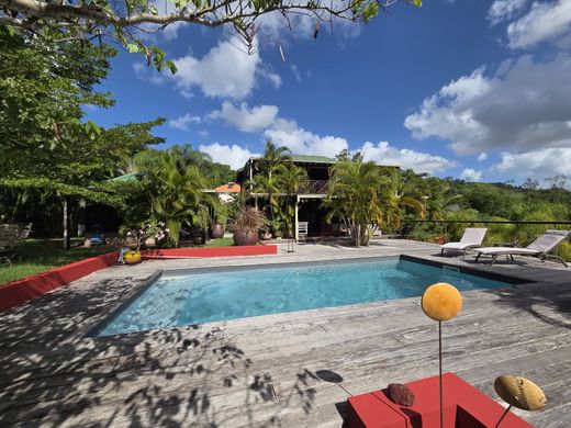 Case-Pilote, Martiniqueのヴィラ