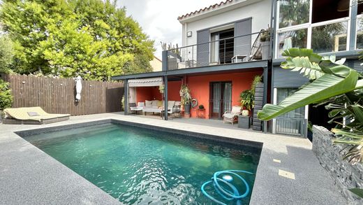 Villa in Villeneuve-de-la-Raho, Pyrénées-Orientales