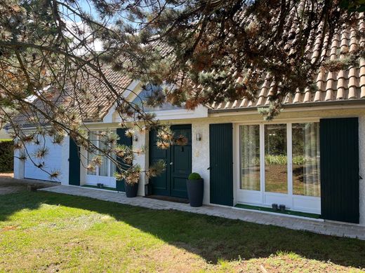 Luxus-Haus in Lissieu, Rhône