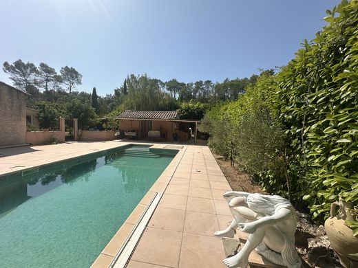 Villa in Montfort-sur-Argens, Var