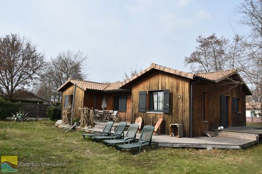 Luxury home in Lacanau, Gironde