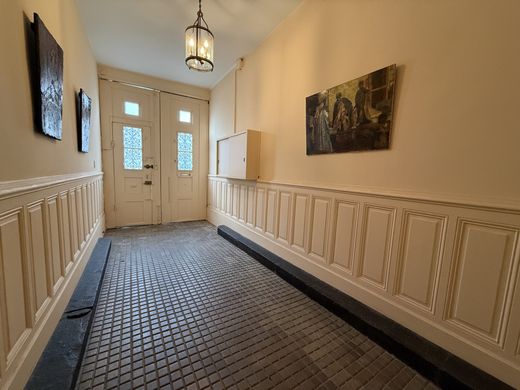 Maison de luxe à Amiens, Somme