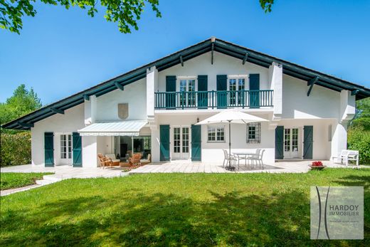 Luxury home in Ascain, Pyrénées-Atlantiques