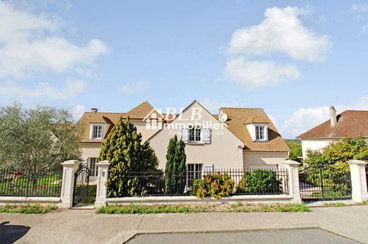 Maison de luxe à Orgeval, Yvelines