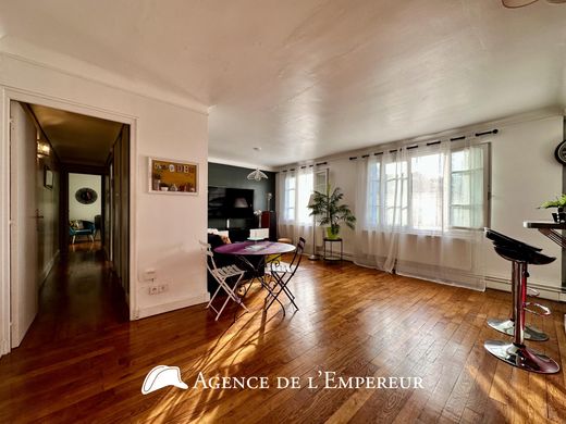 Apartment in Rueil-Malmaison, Hauts-de-Seine