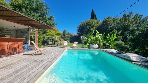 ﻣﻨﺰﻝ ﺭﻳﻔﻲ/ ﺑﻴﺖ ﻤﺰﺭﻋﺔ ﻓﻲ L'Isle-en-Dodon, Upper Garonne