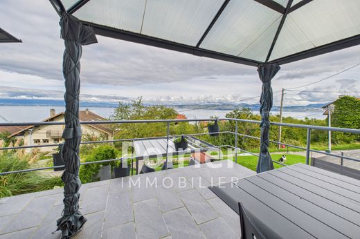 Luxe woning in Lugrin, Haute-Savoie