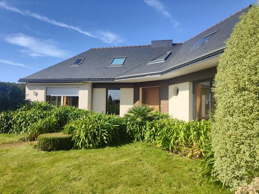 Luxe woning in Lannion, Côtes-d'Armor