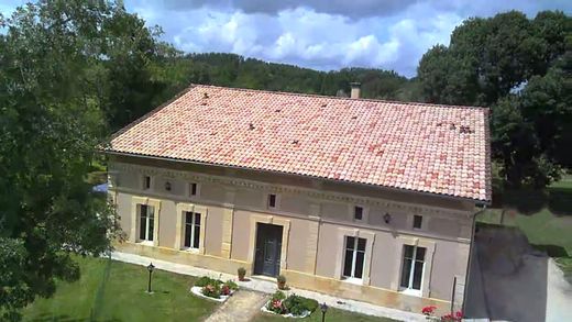 Casa di lusso a Saint-Christoly-de-Blaye, Gironda
