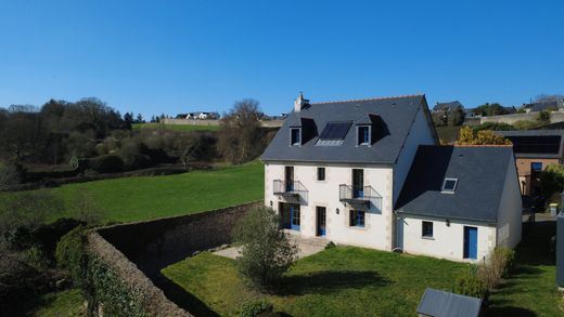 Luxury home in Dinan, Côtes-d'Armor