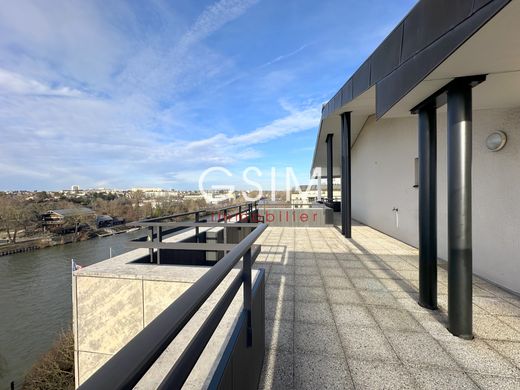 Apartment in Rueil-Malmaison, Hauts-de-Seine