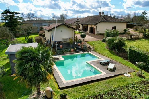 Casa di lusso a Villefranche-sur-Saône, Rhône