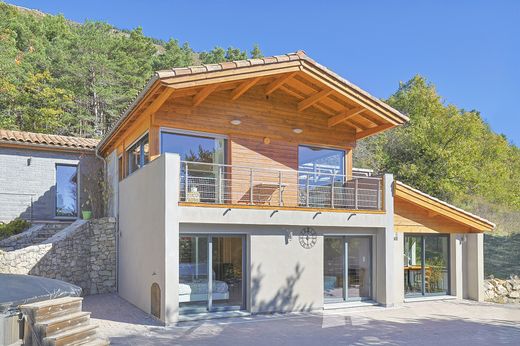 Casa di lusso a Peyroules, Alpi dell'Alta Provenza