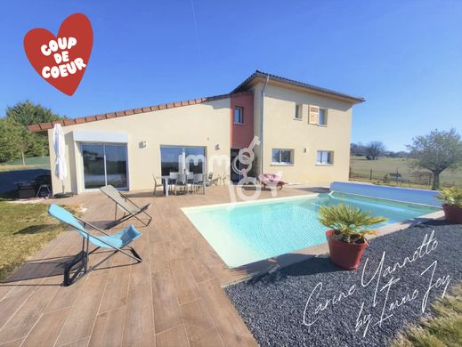 Luxury home in L'Isle-Jourdain, Gers
