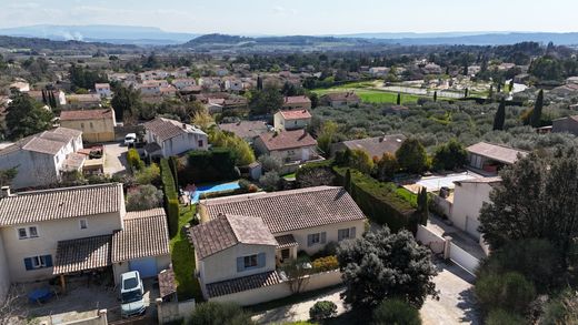 Luxury home in La Motte-d'Aigues, Vaucluse