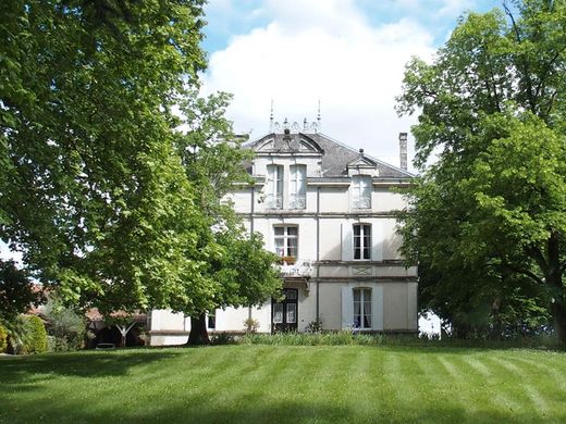 Villeneuve-sur-Lot, Lot-et-Garonneの高級住宅
