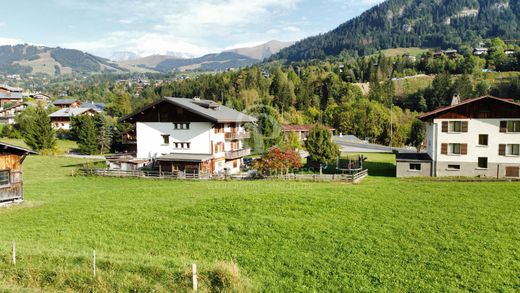 Grundstück in Megève, Haute-Savoie