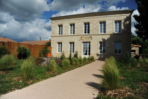 Элитный дом, Chamadelle, Gironde
