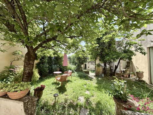 Luxury home in Gallargues-le-Montueux, Gard