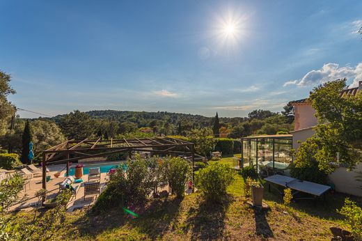 Luxe woning in Évenos, Var