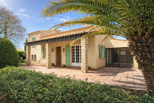 Villa in Saint-Rémy-de-Provence, Bouches-du-Rhône