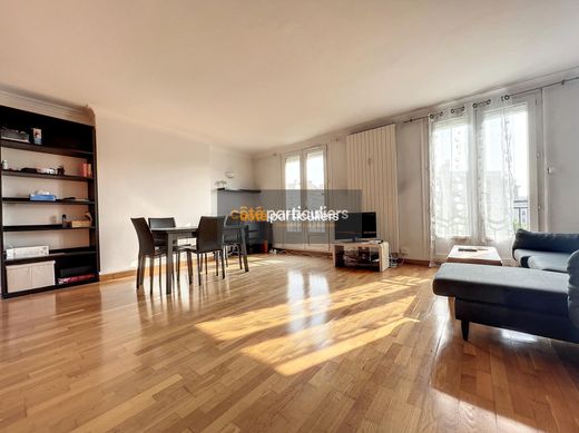 Apartment in Boulogne-Billancourt, Hauts-de-Seine