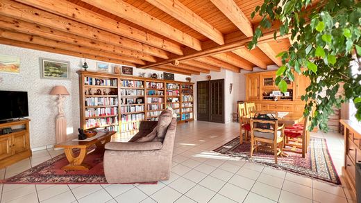 Luxury home in Challonges, Haute-Savoie