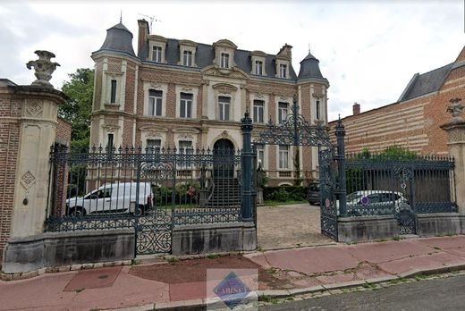 Luxe woning in Abbeville, Somme