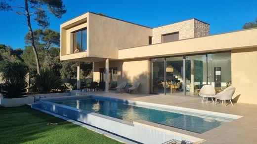 Villa à Nîmes, Gard