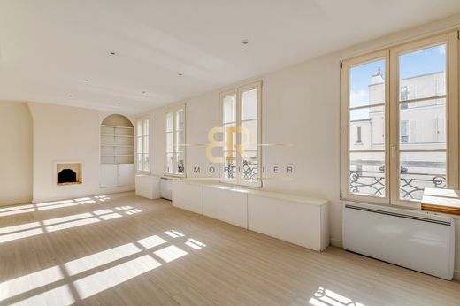 Appartamento a Montmartre, Abbesses, Grandes-Carrières, Parigi