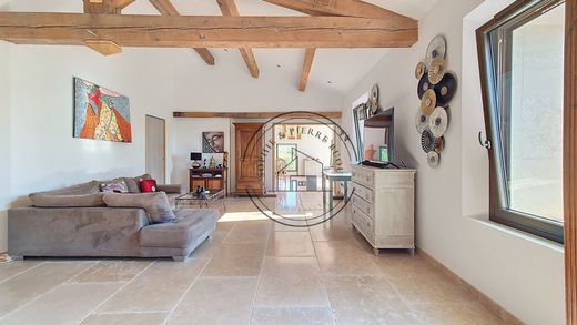 Villa in Cheval-Blanc, Vaucluse